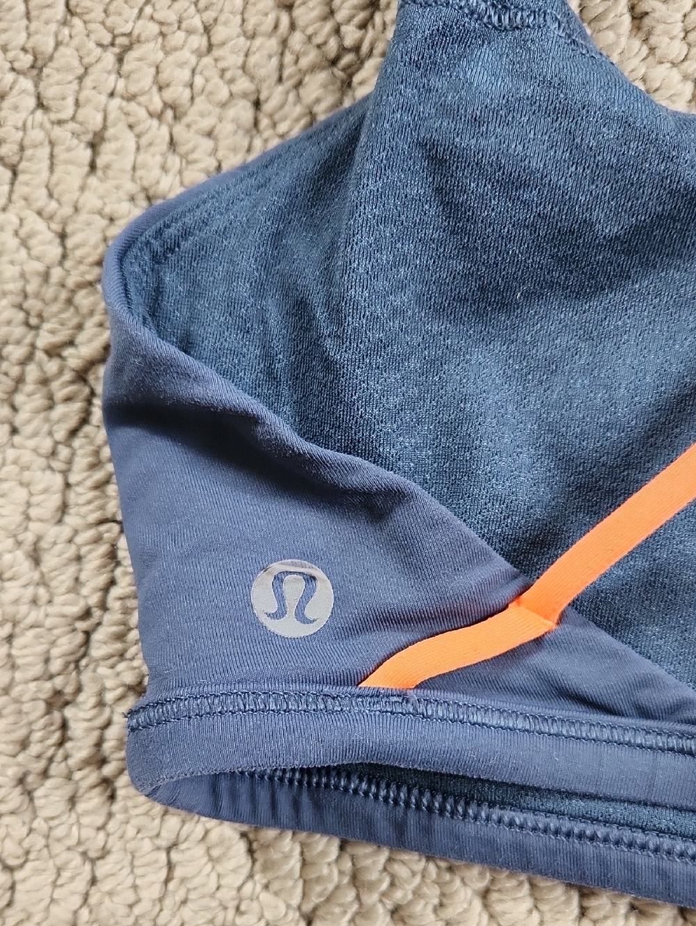 Lululemon Free To Be Zen Bra Size 6 - Picture 3 of 4